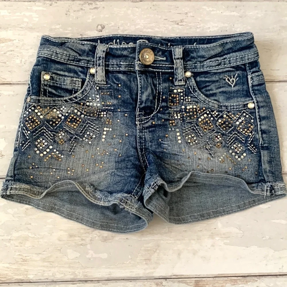 Justice Size 7 Girls Bedazzled Rhinestone Denim Jean Shorts Kids Summer Wear